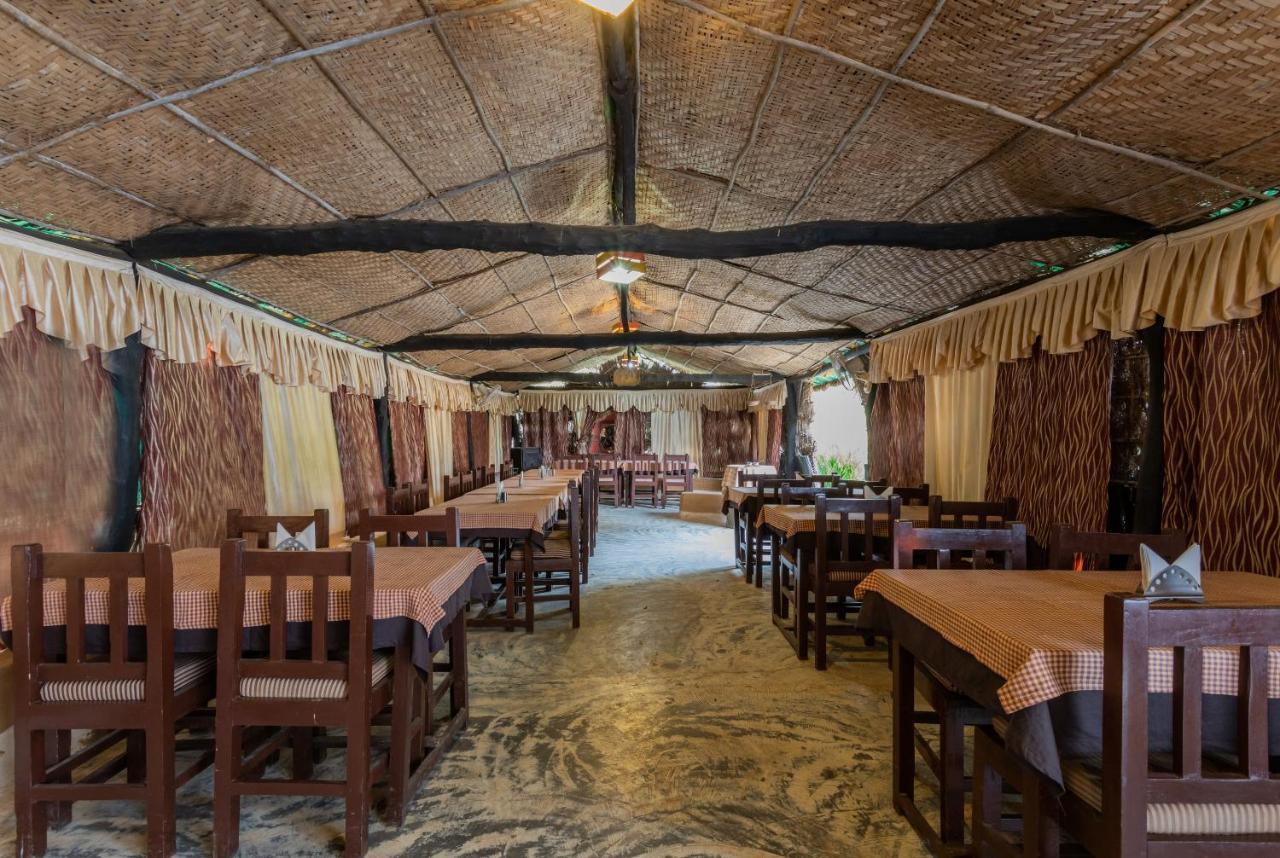 Kanha Village Eco Resort Экстерьер фото
