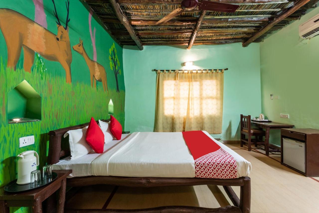 Kanha Village Eco Resort Экстерьер фото