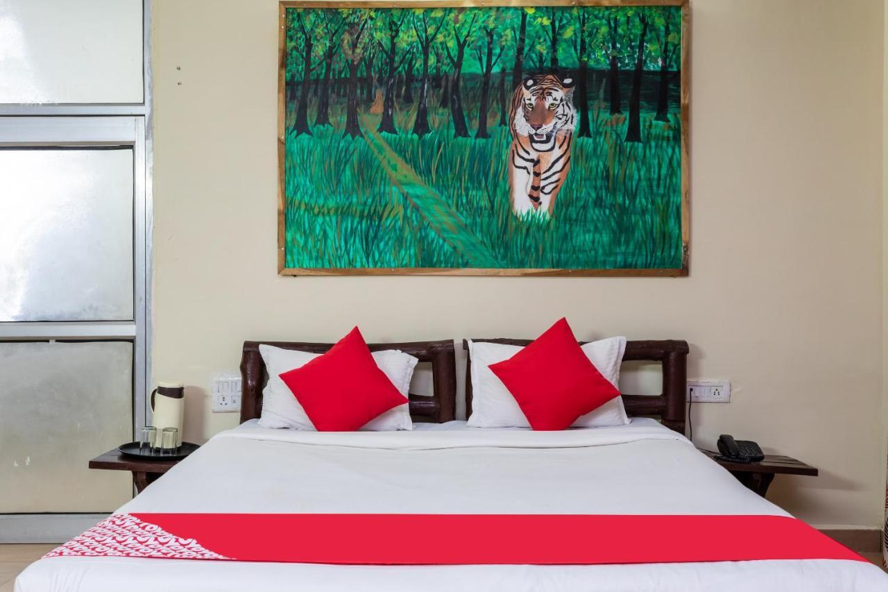 Kanha Village Eco Resort Экстерьер фото