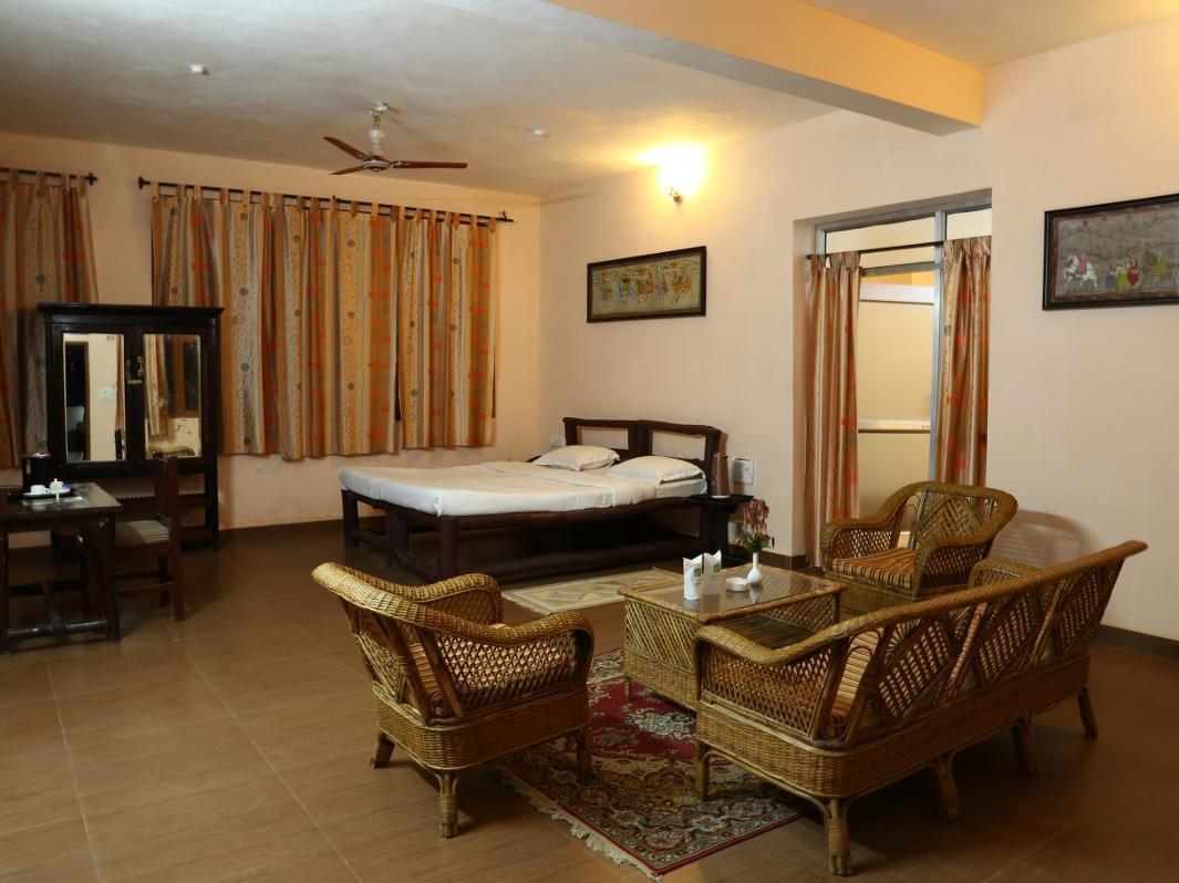Kanha Village Eco Resort Экстерьер фото