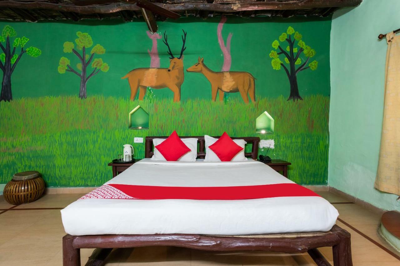 Kanha Village Eco Resort Экстерьер фото