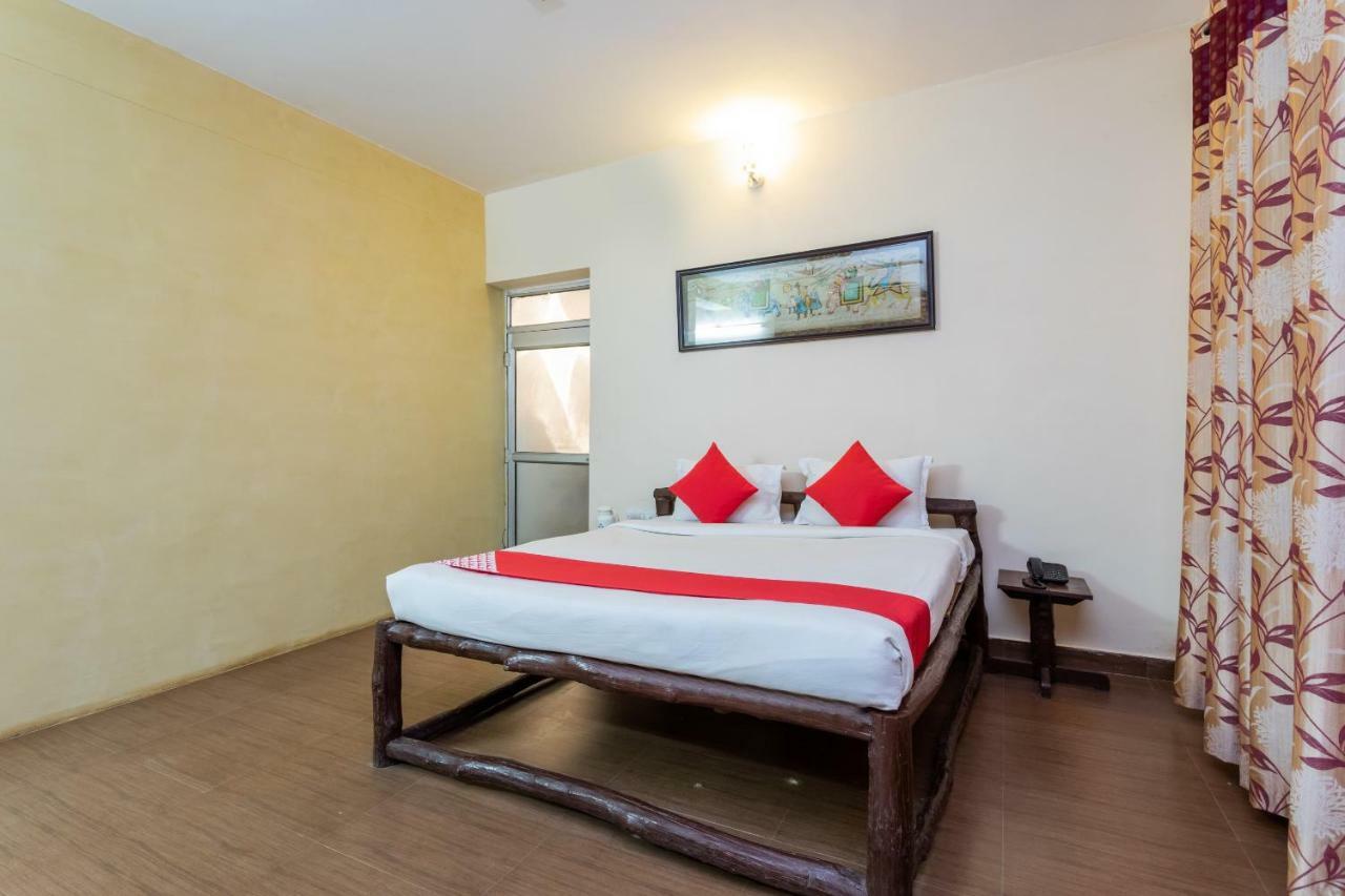 Kanha Village Eco Resort Экстерьер фото