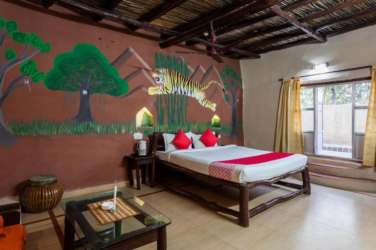Kanha Village Eco Resort Экстерьер фото